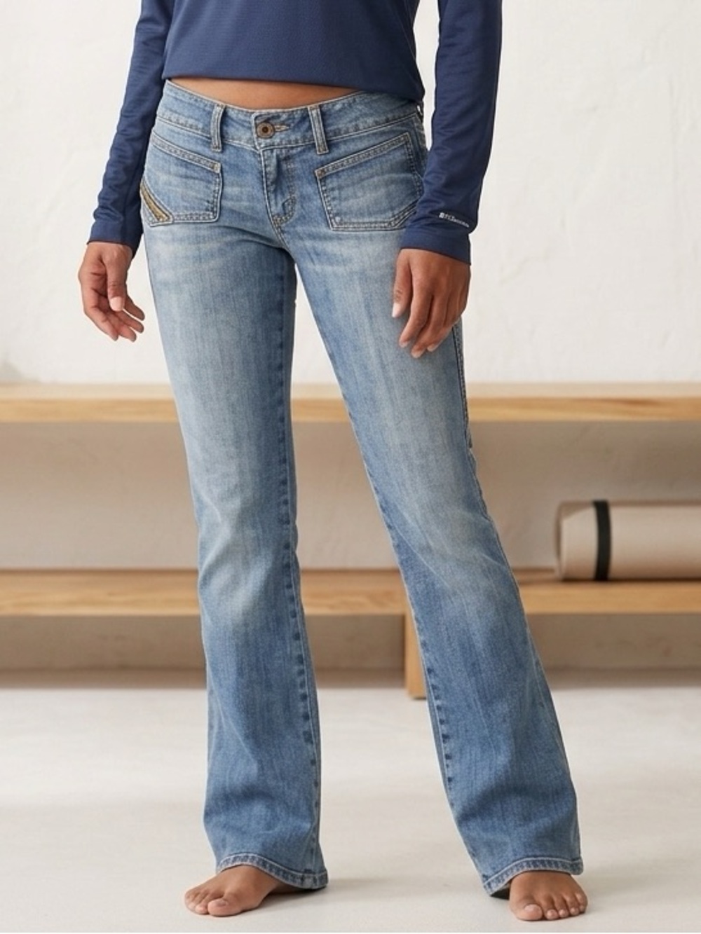 Diesel Industry Jeans Women's Size 30 Blue Low Waist Two Buttons Hush Y2K